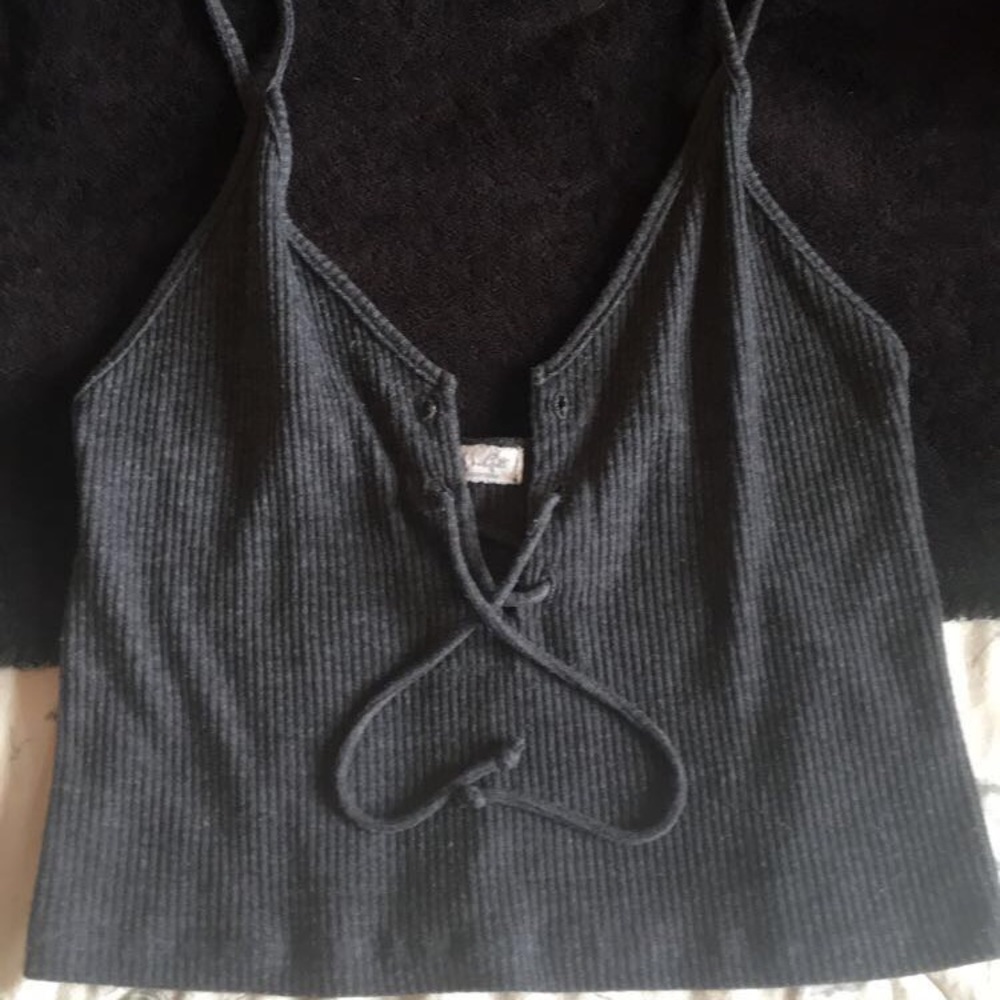 Simple grey tie-up crop top!